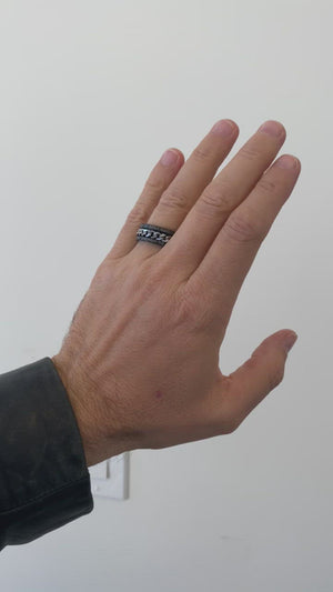 
                
                    Load and play video in Gallery viewer, Men&amp;#39;s Black Chain Ring
                
            