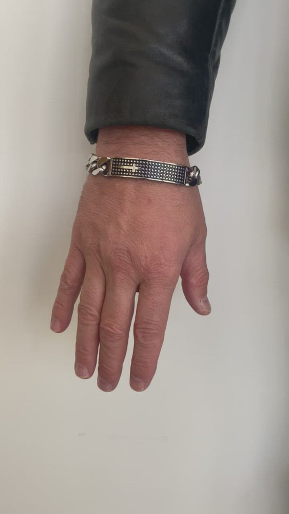 
                
                    Load and play video in Gallery viewer, Shield Cross Bracelet
                
            