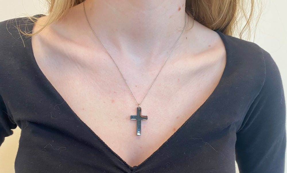 
                
                    Load image into Gallery viewer, Women&amp;#39;s Simplicity Cross Collection
                
            
